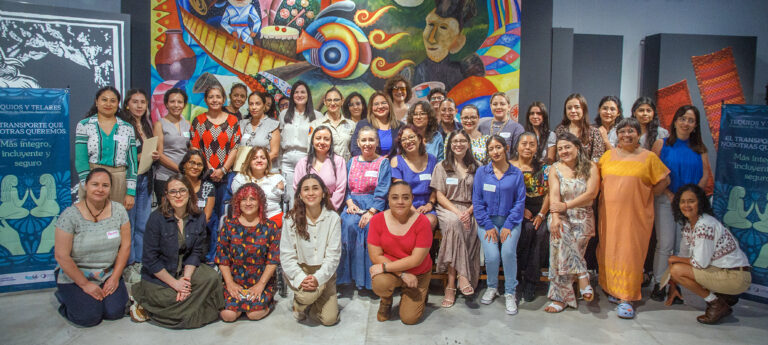 Los encuentros entre mujeres continúan para exigir un transporte público más íntegro, incluyente y seguro